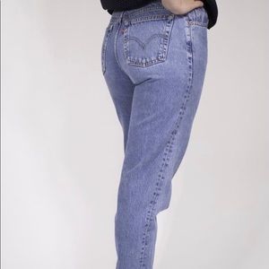 Light Wash Tapered Levi’s Jeans, 31”